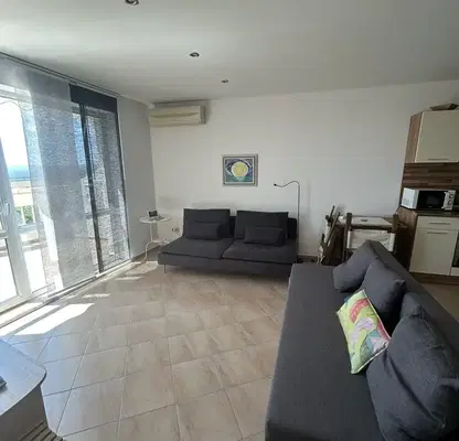 Photo 2 — 2-bedroom apartment in Oblast Varna, Byala