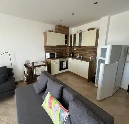 Photo 3 — 2-bedroom apartment in Oblast Varna, Byala