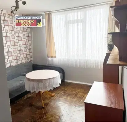 Снимка 2 — Едностаен апартамент в Шумен, 5-ти полк