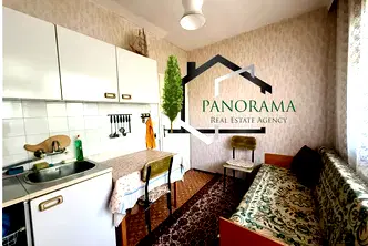 Едностаен апартамент в Шумен, Басейна