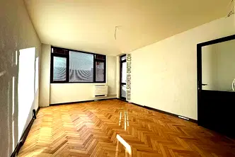 Едностаен апартамент в Шумен, Болницата