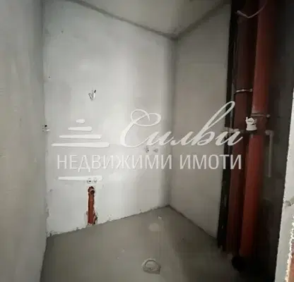 Снимка 4 — Едностаен апартамент в Шумен, Боян Българанов 1