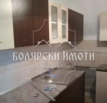 Снимка 2 — Едностаен апартамент във Велико Търново, Бузлуджа