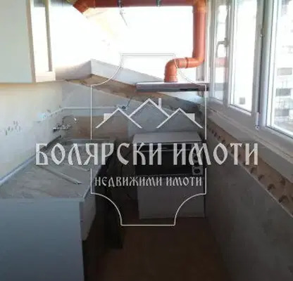Снимка 3 — Едностаен апартамент във Велико Търново, Бузлуджа