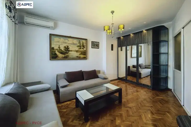 1-bedroom apartment in Ruse, Centyr