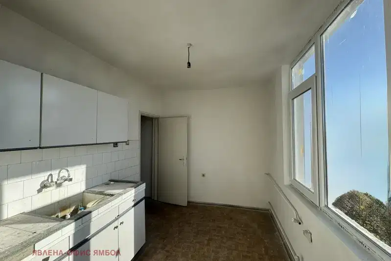 1-bedroom apartment in Yambol, Centyr