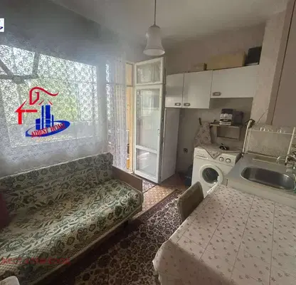 Снимка 4 — Едностаен апартамент в Шумен, Добруджански