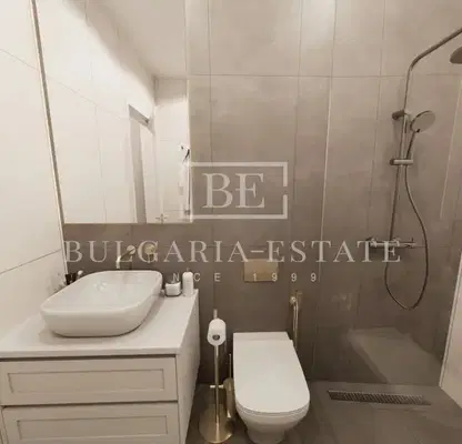 Снимка 4 — Едностаен апартамент във Варна, Галата