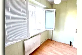 Едностаен апартамент в Перник, Изток