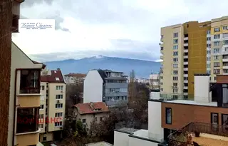 Едностаен апартамент в София, Медицинска академия