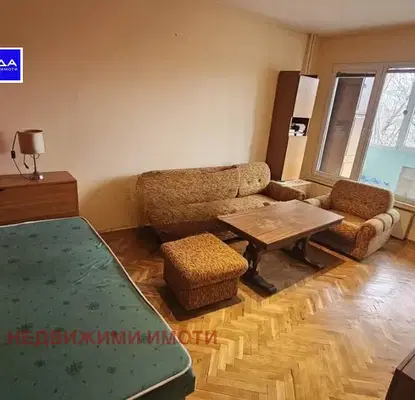 Снимка 2 — Гарсониера с балкон в Надежда 4, София, 3-ти етаж