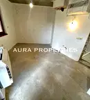 Едностаен апартамент в Раз, Освобождение