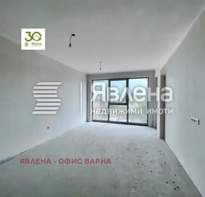 Снимка 3 — Едностаен апартамент във Варна, Погреби