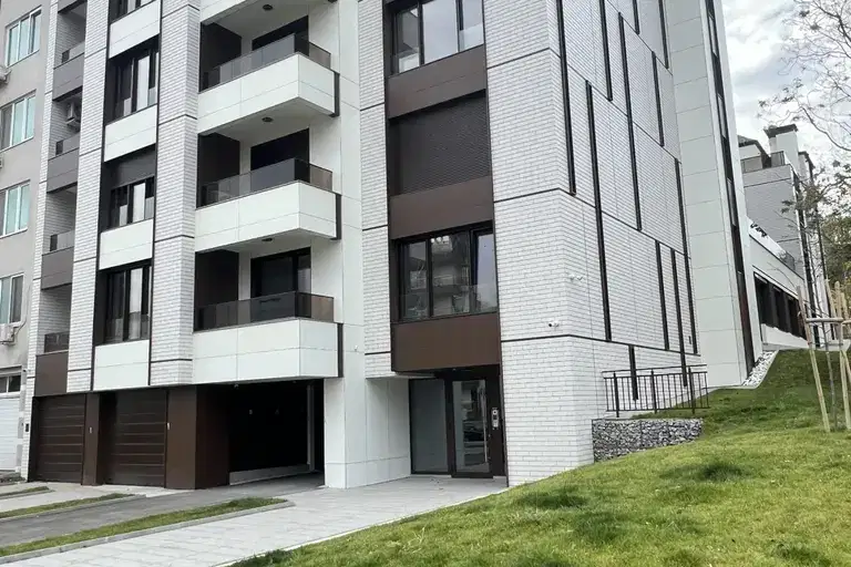 Едностаен апартамент в София, Редута