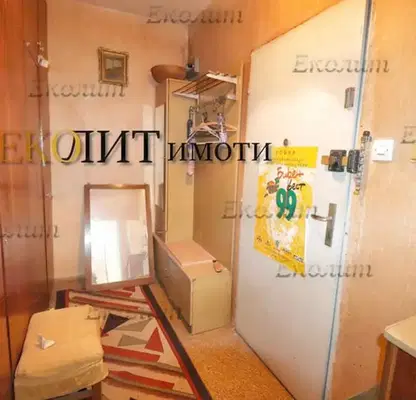 Снимка 2 — Едностаен апартамент в София, Света Троица