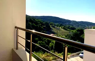 Модерно обзаведено студио с голяма тераса във Виница, Варна
