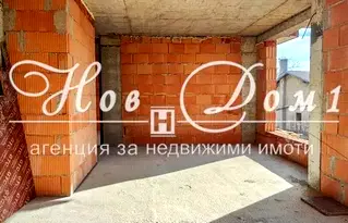 Светъл 1-стаен апартамент с тераса във Варна, Владислав Варненчик 2