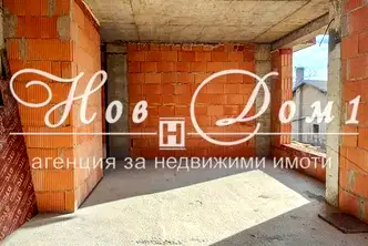 Светъл 1-стаен апартамент с тераса във Варна, Владислав Варненчик 2