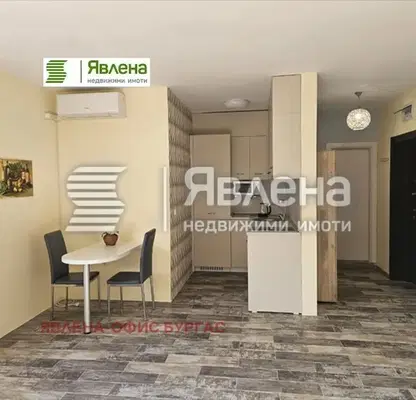 Снимка 2 — Едностаен апартамент в Бургас, Поморие