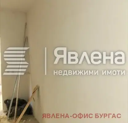 Снимка 2 — Едностаен апартамент в Бургас, Приморско