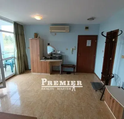 Photo 4 — Studio apartment in Sunny Beach with balcony and parking