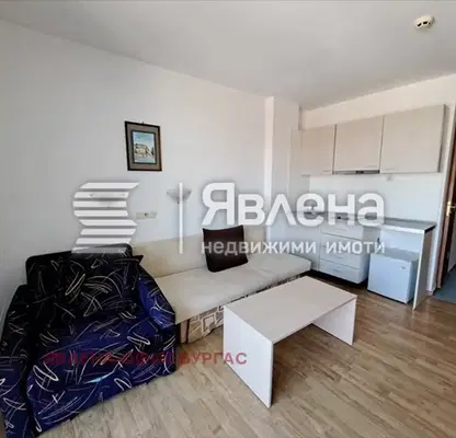 Снимка 3 — Едностаен апартамент в Бургас, к.к. Слънчев бряг