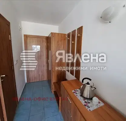 Снимка 5 — Едностаен апартамент в Бургас, к.к. Слънчев бряг