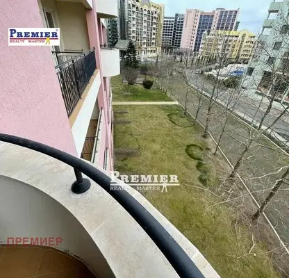 Снимка 4 — Едностаен апартамент в Бургас, к.к. Слънчев бряг