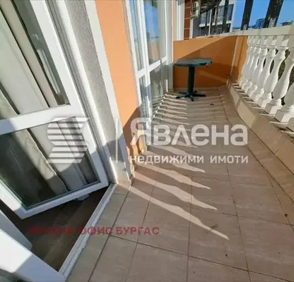 Снимка 5 — Едностаен апартамент в Бургас, к.к. Слънчев бряг