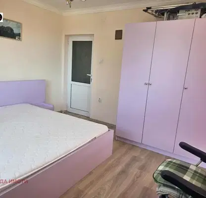 Photo 5 — Renovated 3-room house floor in Vladaia village with panoramic terrace