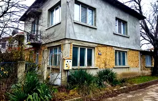 Етаж от къща в с. Тополи