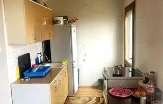 Етаж от къща в Нови Искър