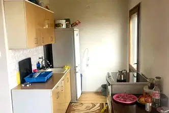 Етаж от къща в Нови Искър