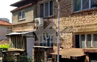 Етаж от къща във Варна, Аспарухово