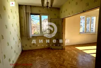 Етаж от къща в Стара Загора, Аязмото