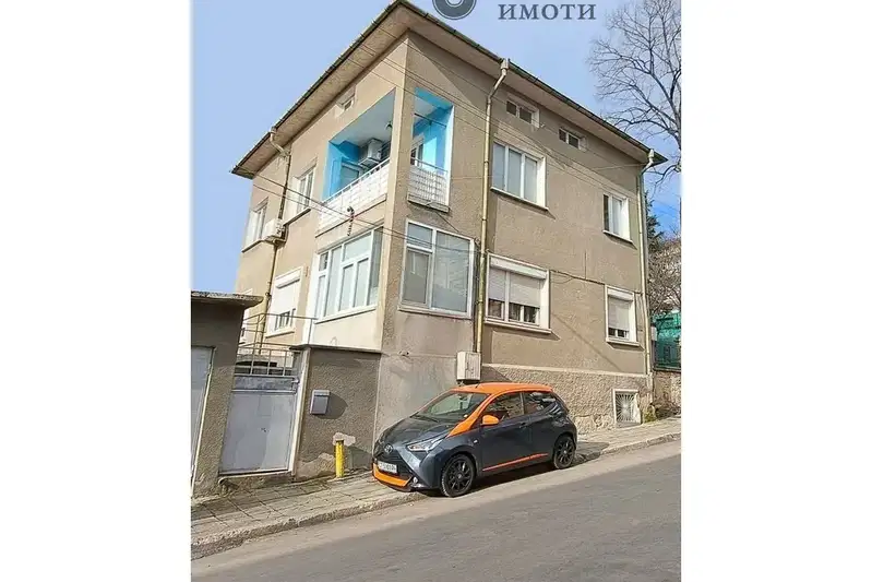 Етаж от къща в Стара Загора, Аязмото