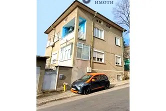 Етаж от къща в Стара Загора, Аязмото