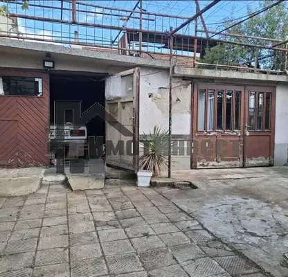 Снимка 2 — Етаж от къща в Ямбол, Боровец