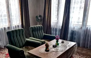 Етаж от къща в София, Бояна