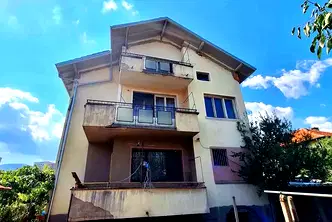 Етаж от къща в Кюстендил, Бузлуджа