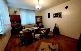 Етаж от къща в Ямбол, Център