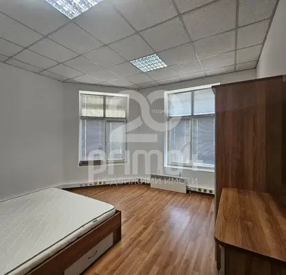 Снимка 5 — Етаж от къща във Велико Търново, Център
