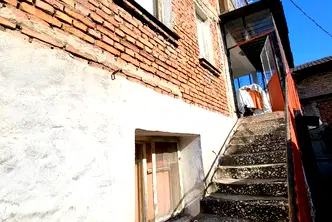 Етаж от къща в Пазарджик, Център
