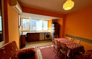 Етаж от къща в Пловдив, Център