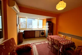 Етаж от къща в Пловдив, Център