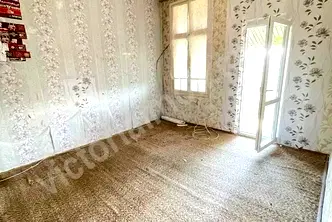 Етаж от къща във Велико Търново, Център