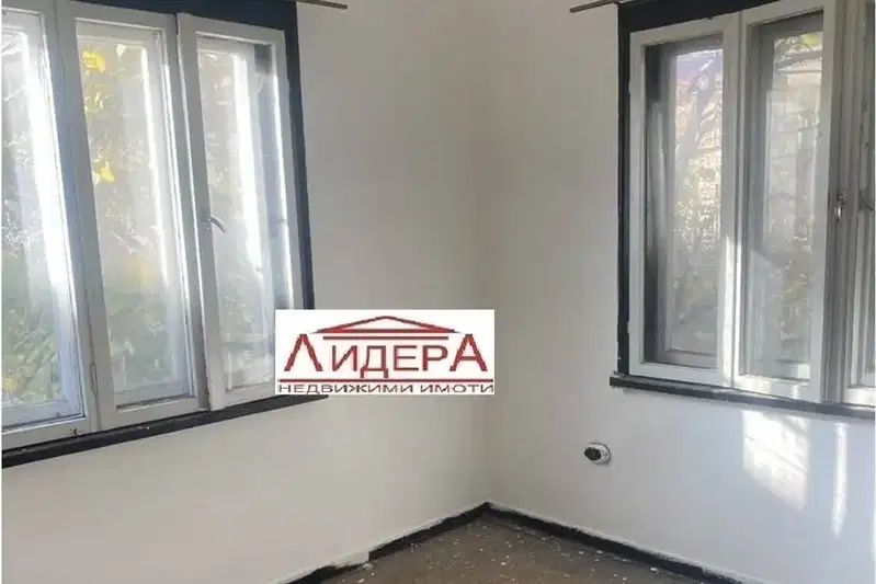 Етаж от къща в Пловдив, Център