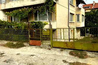 Етаж от къща в Добрич, Център