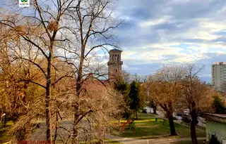 Етаж от къща в Пазарджик, Център
