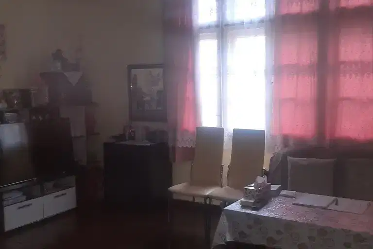Етаж от къща в Русе, Център